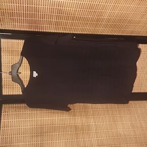 Lularoe womans size 3xl ,  v neck ,  black short sleeved t-shirt